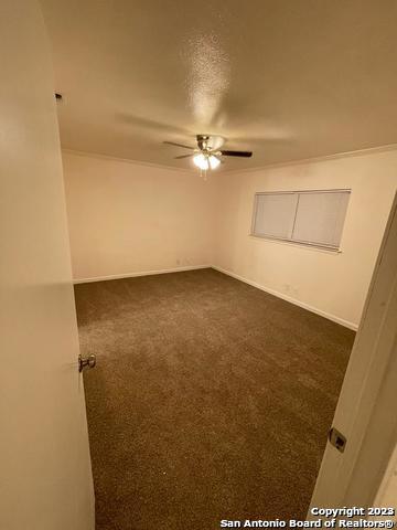 Image 8 of 12 For 7026 Spring Leaf St