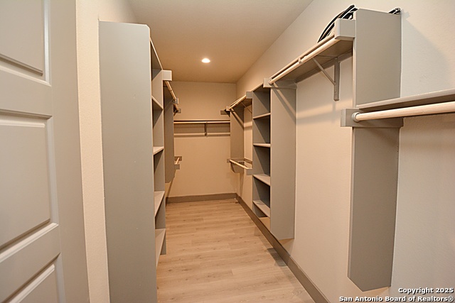 Image 8 of 13 For 1513 Redwood