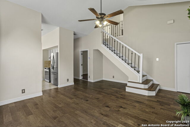 Image 3 of 19 For 6158 Valley Clfs