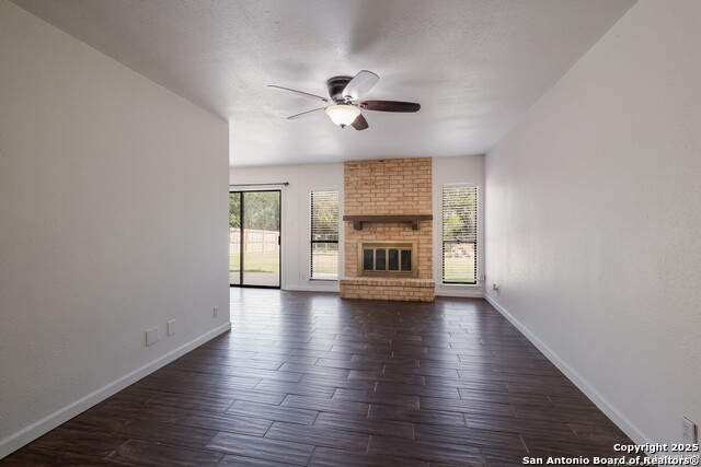 Image 2 of 11 For 6967 Sunset Village