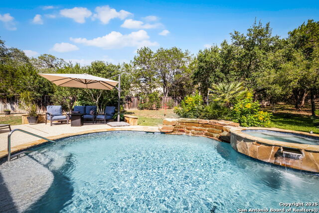 Image 3 of 34 For 19530 Creekview Oaks