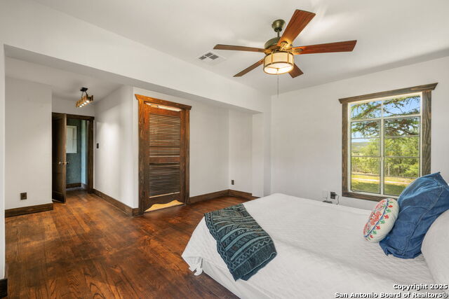 Listing photo id 9 for 13132 State Highway 16