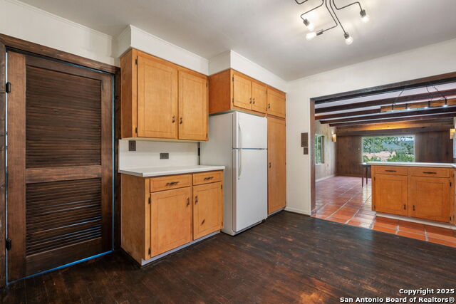 Listing photo id 18 for 13132 State Highway 16