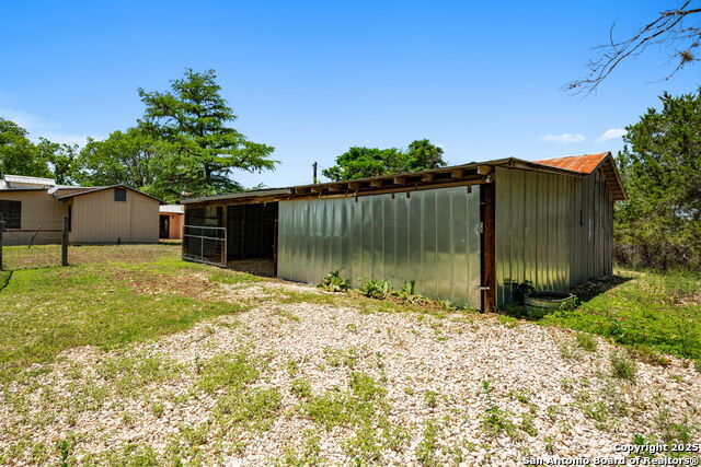 Listing photo id 24 for 13132 State Highway 16