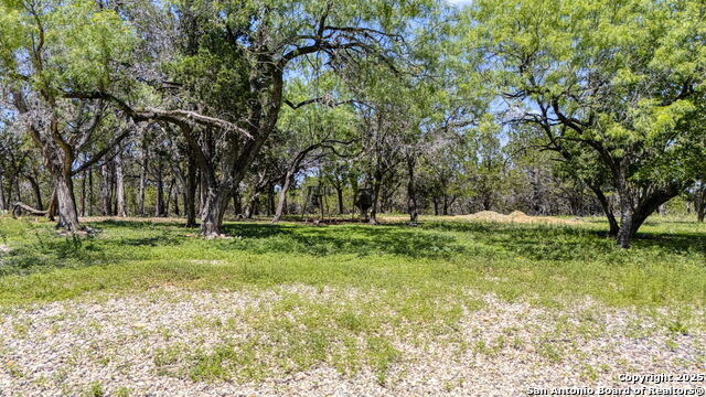 Listing photo id 35 for 13132 State Highway 16