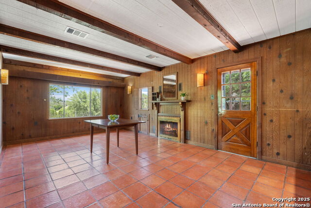 Listing photo id 5 for 13132 State Highway 16