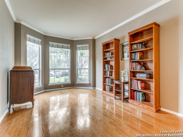 Image 6 of 27 For 2115 Encino Breeze