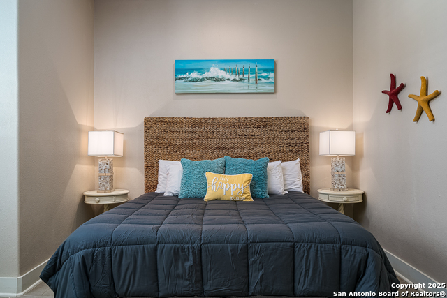 Image 15 of 27 For 2821 11th 102