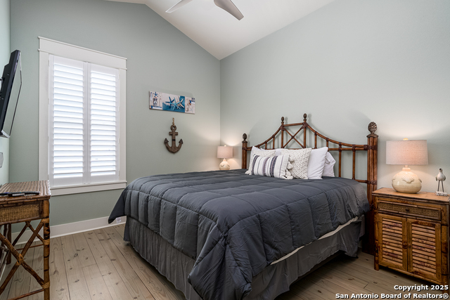 Image 26 of 27 For 2821 11th 102