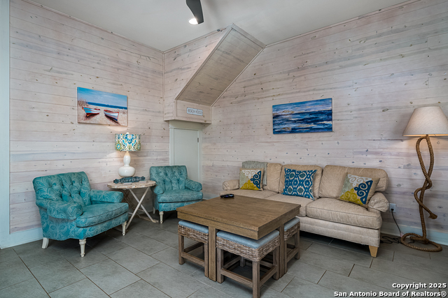 Image 6 of 27 For 2821 11th 102