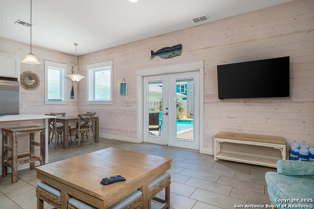 Image 9 of 27 For 2821 11th 102