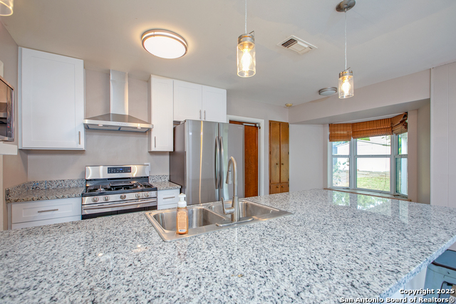 Image 13 of 28 For 5019 Northfield Dr
