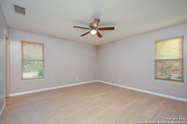 Image 20 of 28 For 5019 Northfield Dr