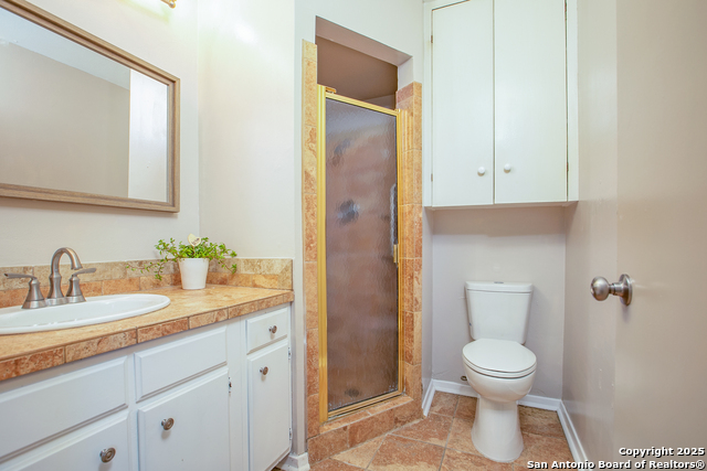 Image 22 of 28 For 5019 Northfield Dr