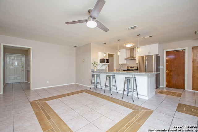 Image 9 of 28 For 5019 Northfield Dr