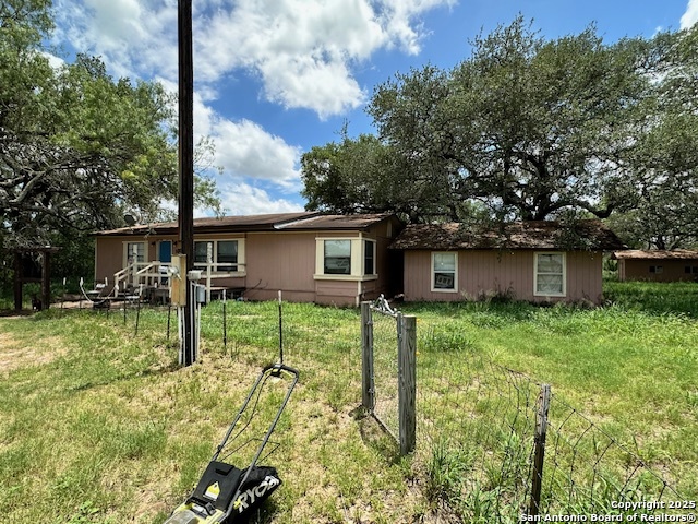 Image 3 of 11 For 7525 Highway 16 N