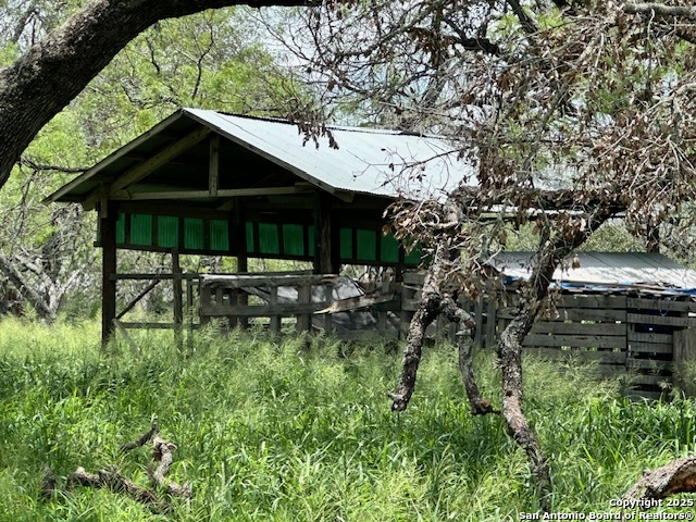 Image 7 of 11 For 7525 Highway 16 N