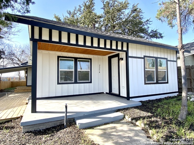 Details for 2254 Pan Am Expy N, San Antonio, TX 78208