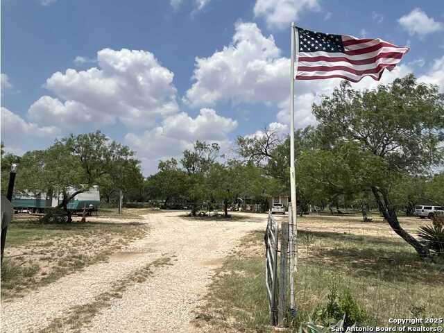 Details for 1446 County Road 429, Pleasanton, TX 78064