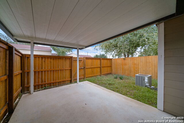 Listing photo id 20 for 9140 Timber Path 1301