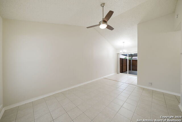 Listing photo id 4 for 9140 Timber Path 1301