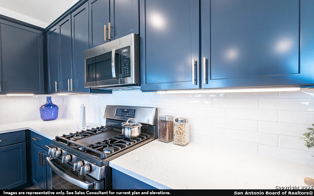 Listing photo id 2 for 182 Ednie Ln