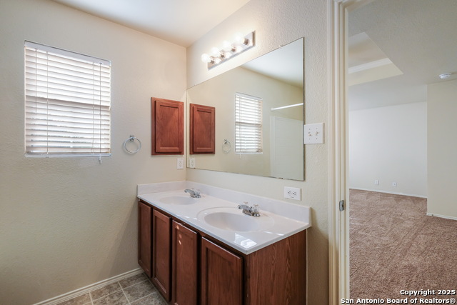 Image 15 of 27 For 8011 Willow Country