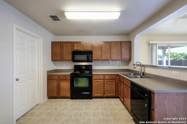 Image 8 of 27 For 8011 Willow Country
