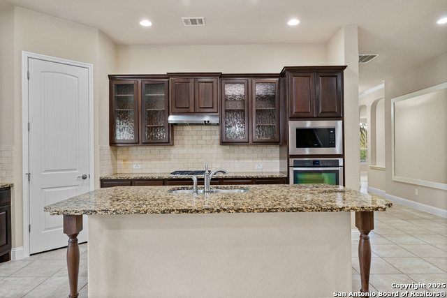 Image 11 of 47 For 723 Viento Point