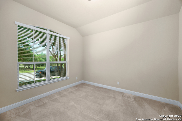 Image 33 of 47 For 723 Viento Point