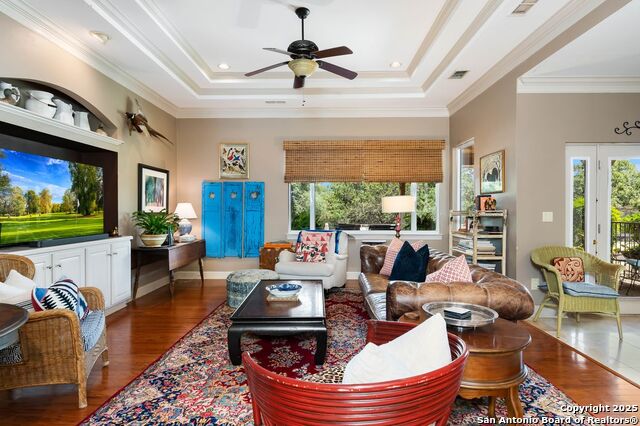 Listing photo id 12 for 5 Remington Circle