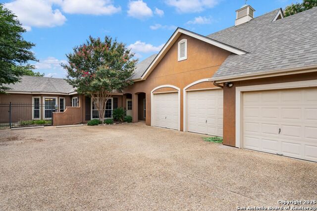 Listing photo id 33 for 5 Remington Circle