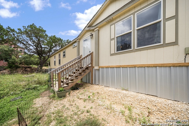 Details for 440 Brushy Creek Trail, Bandera, TX 78003