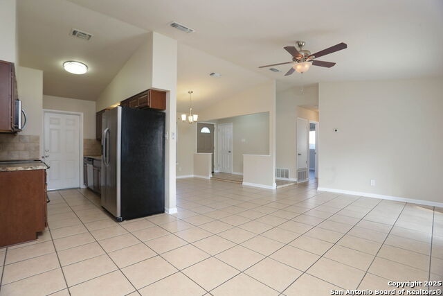 Image 8 of 17 For 8226 Creekline Drive