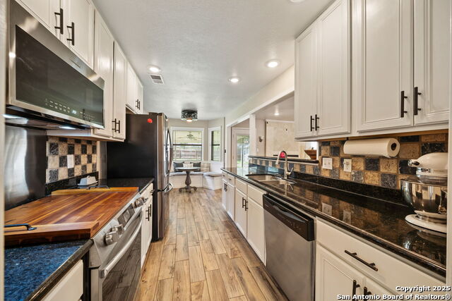 Image 13 of 38 For 7511 Louisa Allen Ct