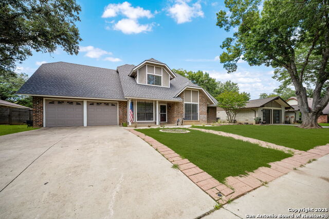 Image 2 of 38 For 7511 Louisa Allen Ct