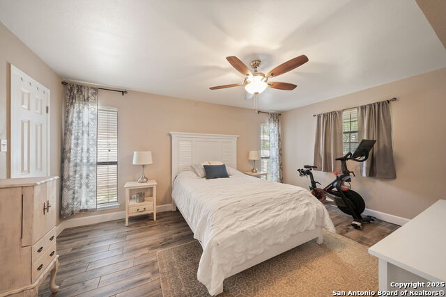 Image 22 of 38 For 7511 Louisa Allen Ct