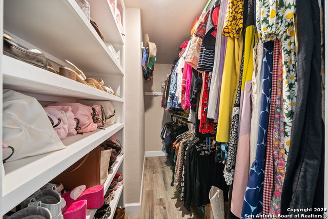 Image 26 of 38 For 7511 Louisa Allen Ct