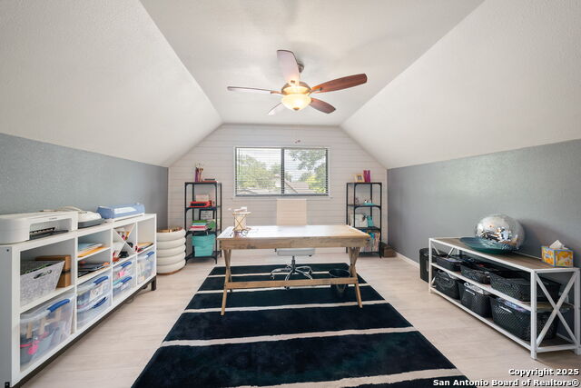 Image 31 of 38 For 7511 Louisa Allen Ct
