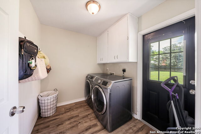 Image 32 of 38 For 7511 Louisa Allen Ct