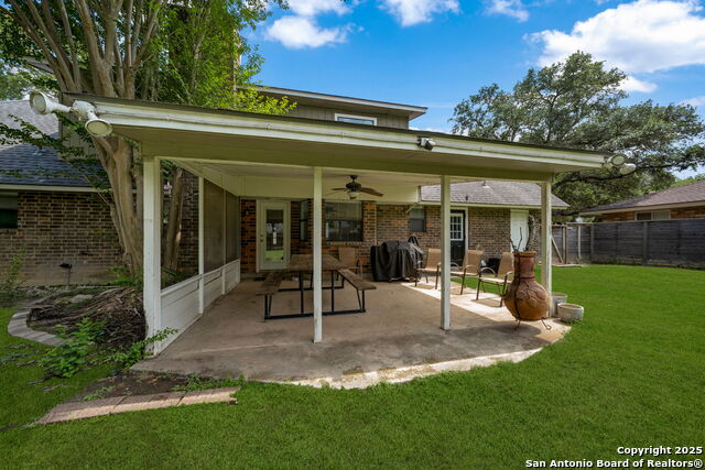 Image 34 of 38 For 7511 Louisa Allen Ct