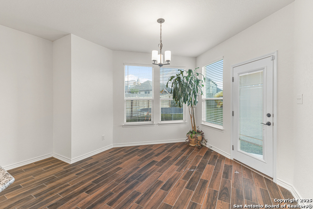 Image 15 of 34 For 4557 Klein Meadows