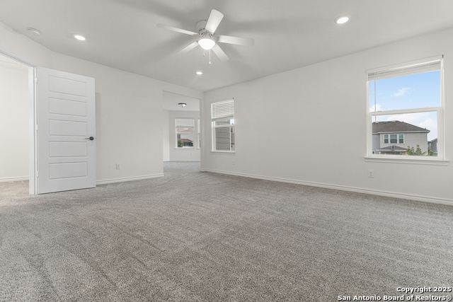 Image 23 of 34 For 4557 Klein Meadows