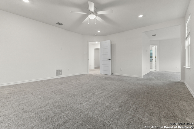 Image 24 of 34 For 4557 Klein Meadows