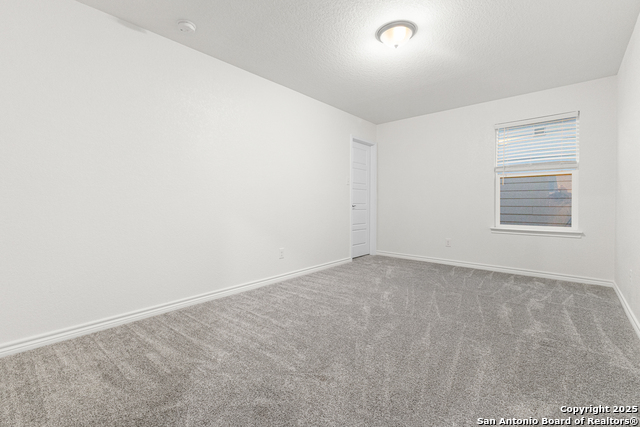 Image 31 of 34 For 4557 Klein Meadows