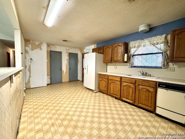 Image 18 of 41 For 4127 Pleasanton