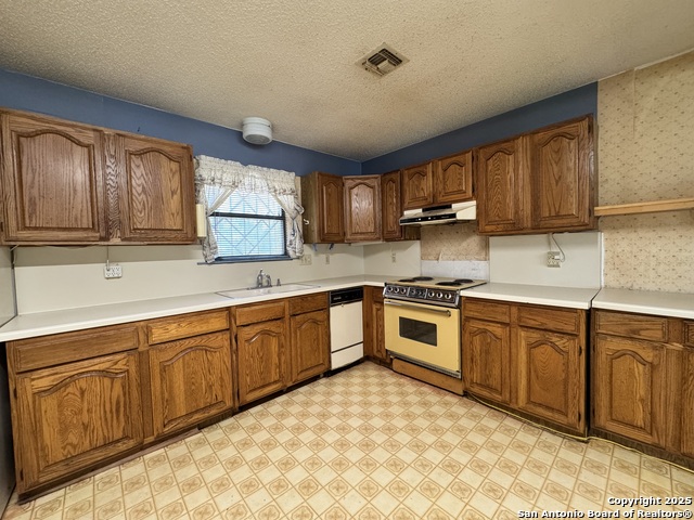 Image 19 of 41 For 4127 Pleasanton