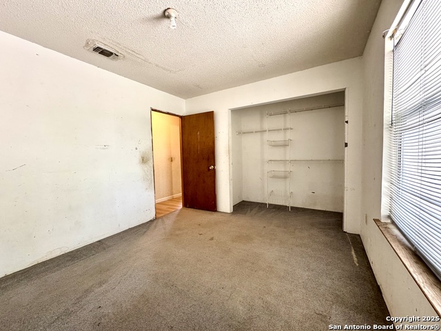 Image 29 of 41 For 4127 Pleasanton