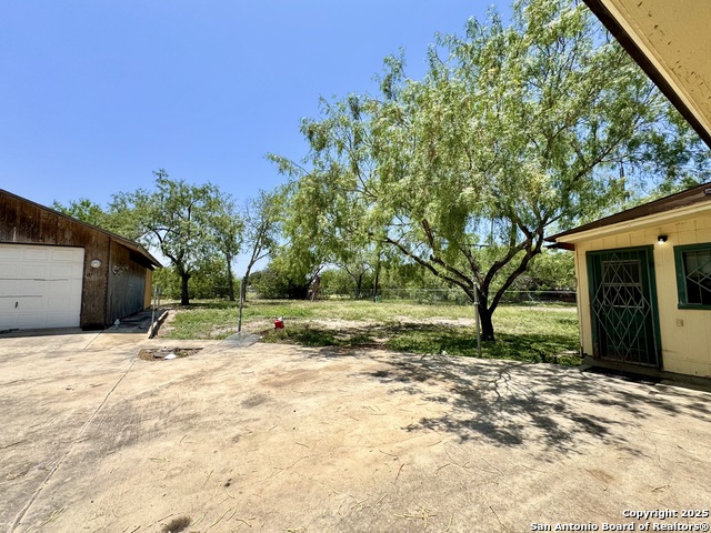 Image 31 of 41 For 4127 Pleasanton