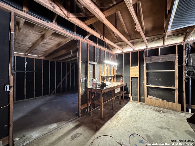 Image 37 of 41 For 4127 Pleasanton